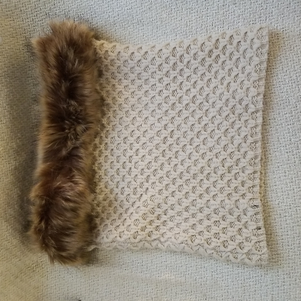 Maurices fur trimmed neck muff